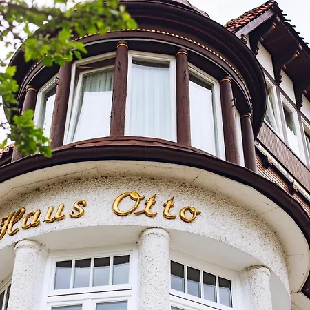 Otto 3*